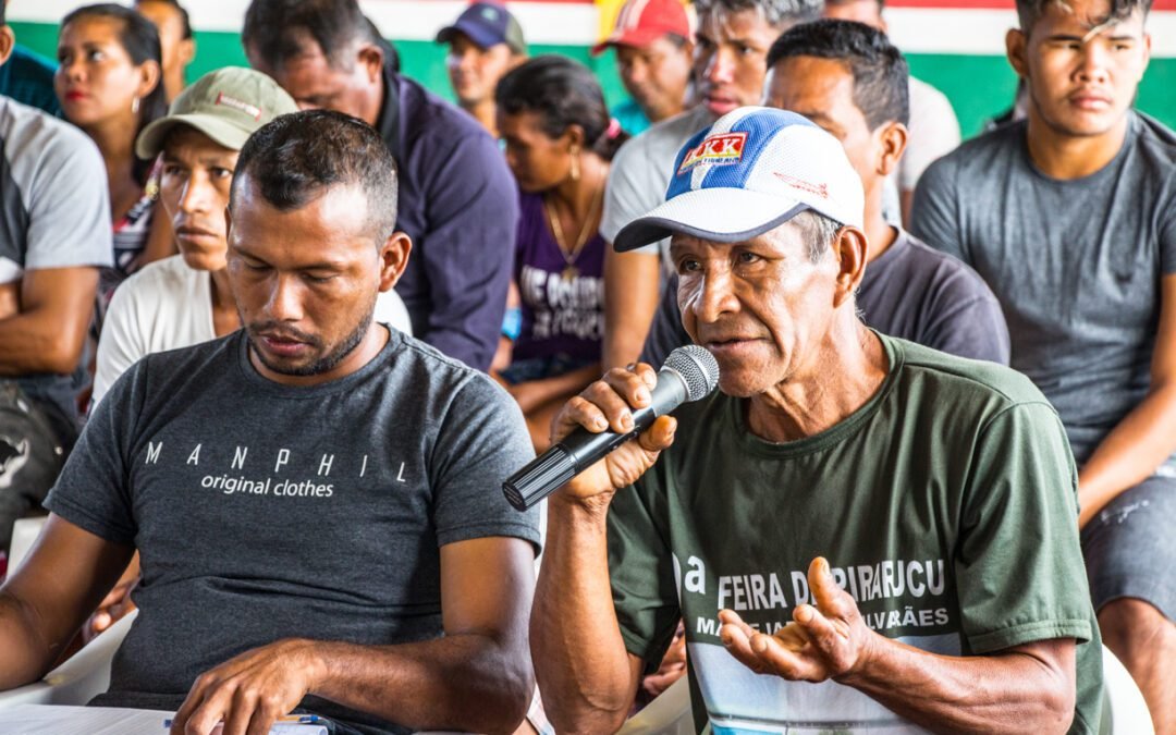 Pescadores e técnicos avaliam desempenho do manejo de pirarucus no Médio Solimões, Amazonas, em 2018