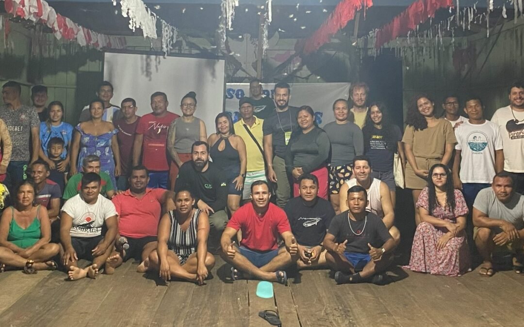 Curso de multiplicadores reúne pescadores, lideranças comunitárias e pesquisadores para fortalecer o manejo participativo do pirarucu na Amazônia