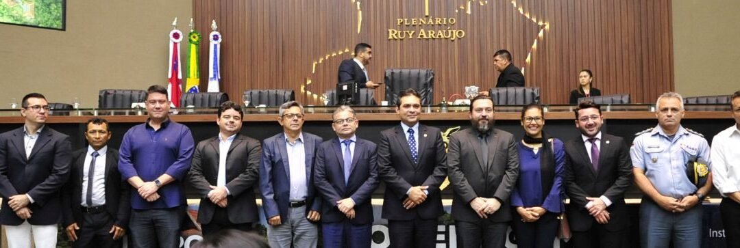 Assembleia Legislativa do Amazonas homenageia Instituto Mamirauá