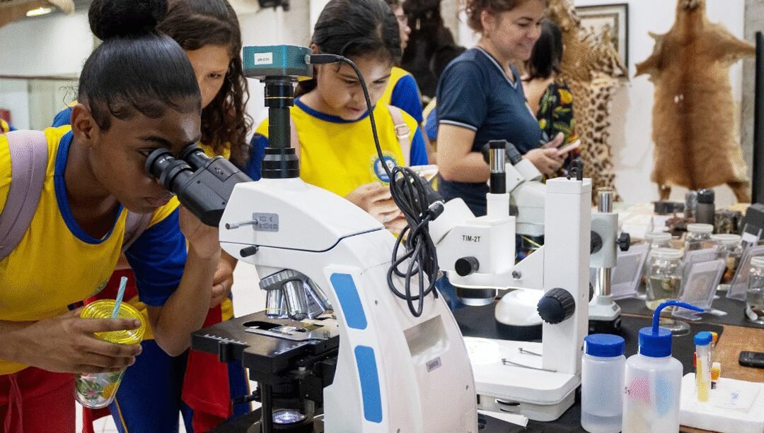 Instituto Mamirauá realiza a 22ª Semana Nacional de Ciência e Tecnologia em Tefé (AM)